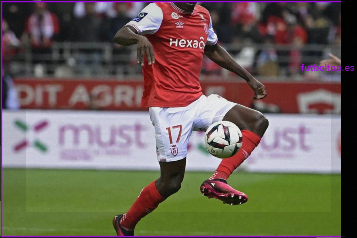 Dion Lopy, ancien joueur de Reims, s'engage avec Al-Ittihad en Arabie Saoudite pour plus de 10 millions d'euros